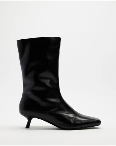 AERE - Maria Leather Kitten Heel Boots