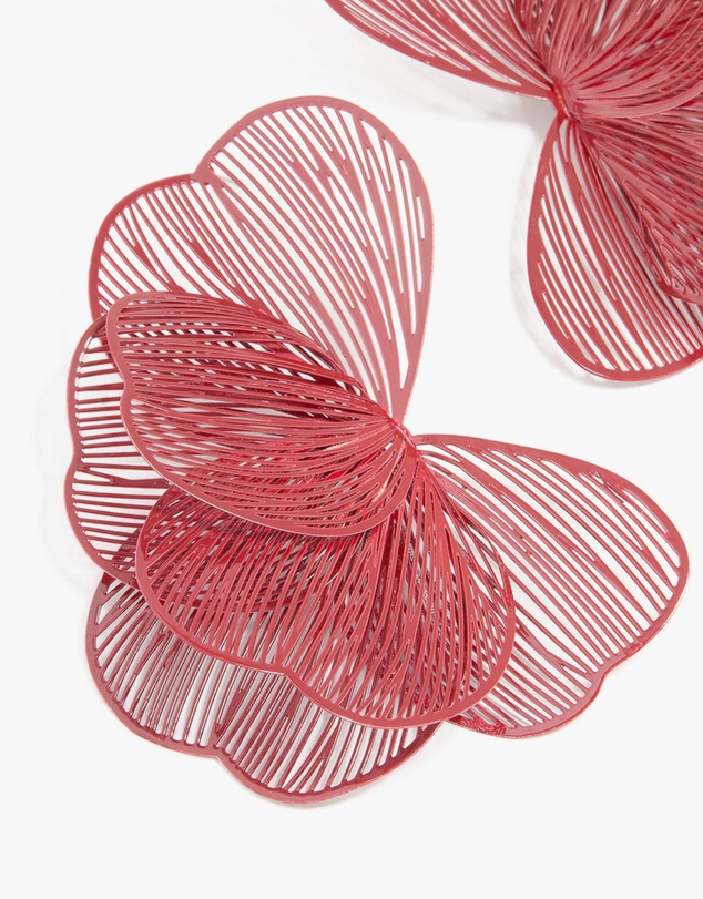Lovisa - Red Coated Metal Wire Petal Stud Earrings