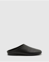 Nakedvice - The Josie Black Flat