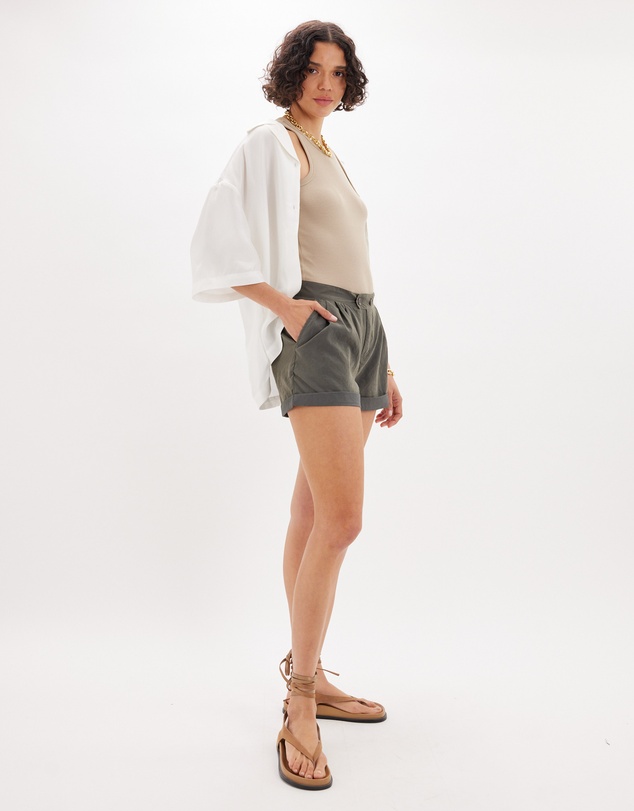 Amelius - Eleanor Tailored Short