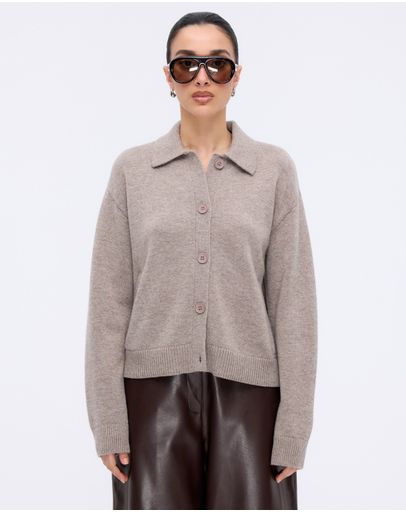 Taupe
