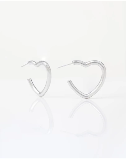 Wanderlust + Co - Hailey Heart Hoop Earrings