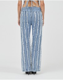 Third Form - Trace Distressed Jean