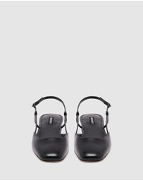 Nine West - Socio