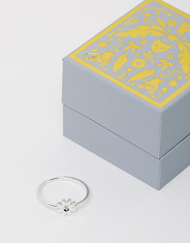 Karen Walker - Daisy Diamond Ring