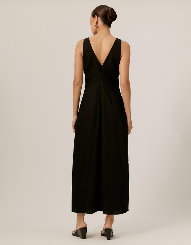 Tussah - Andy V Neck Midi Dress