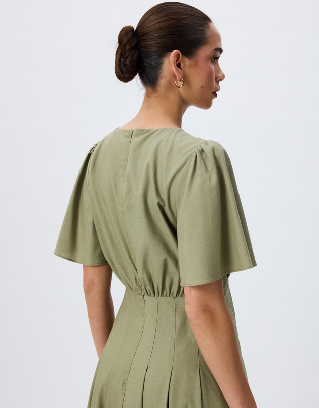 Tussah - Merlyn Midi Dress