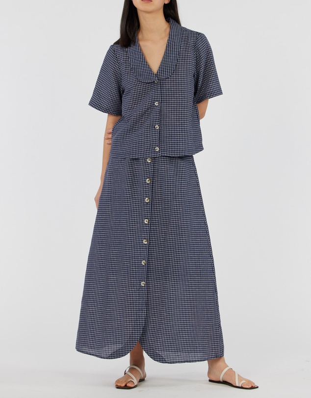 Amelius - Virtuous Check Buttoned Top