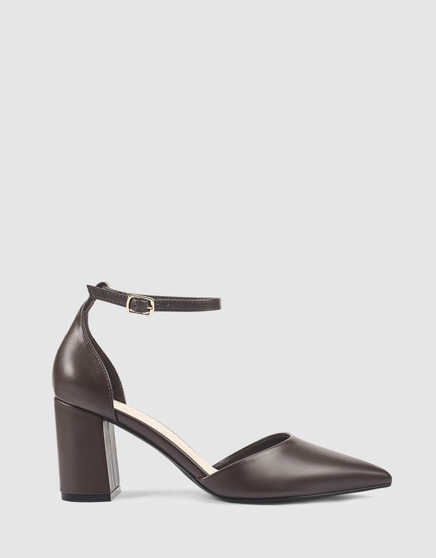 Verali - Eli Closed Toe Block Heels