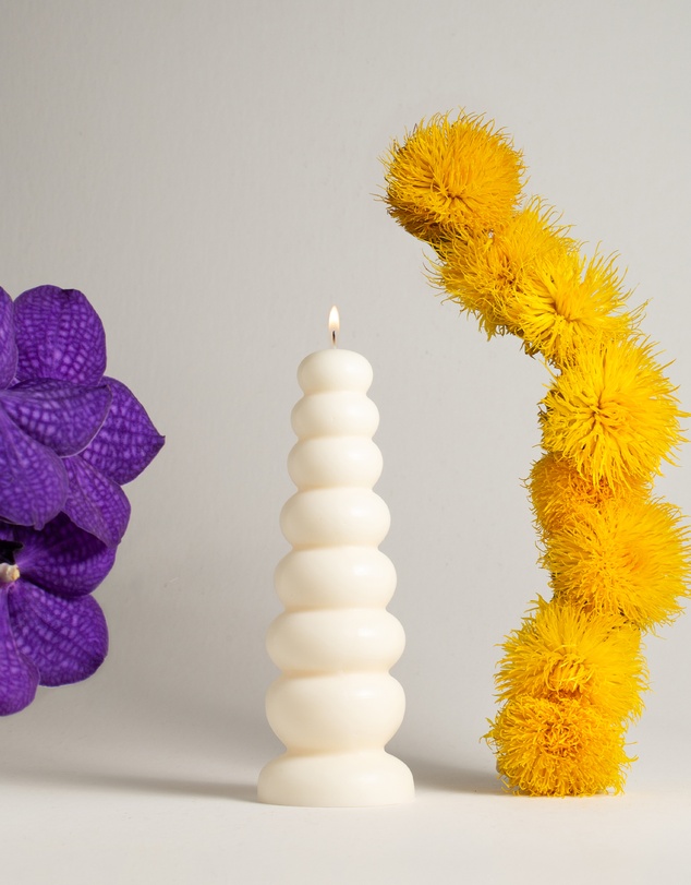 XRJ Celebrations - Ball Pillar Candle