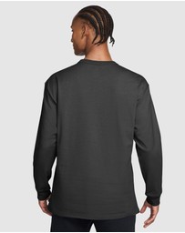Nike - Nike Sportswear Premium Essentials Long-Sleeve T-Shirt