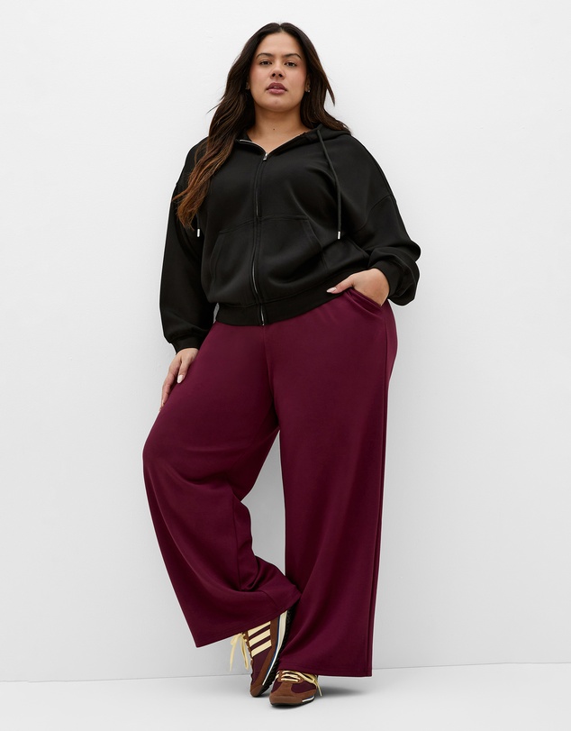 City Chic - Mae Zip Hoodie