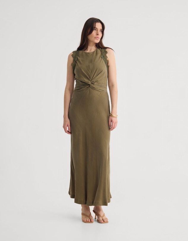 Oxford - Camilla Cupro Lace Trim Dress