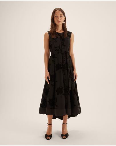 BLACK/BLACK