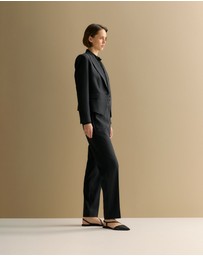 Trenery - Single Breasted Cropped Blazer in Black