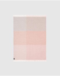 St Albans - Mohair Throw Lexie