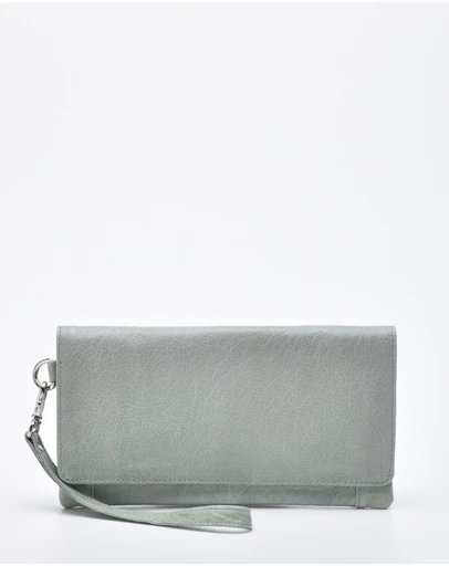 Cobb & Co - Wodonga Leather Wallet with Wristlet
