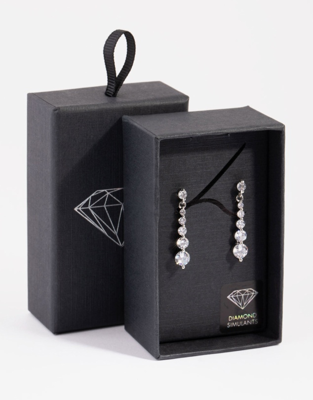 Lovisa - Small Graduated Crystal Drop Earrings