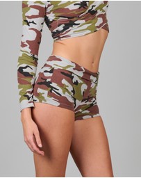 Love and Nostalgia - Love Is A Battlefield Bum-Bum Short