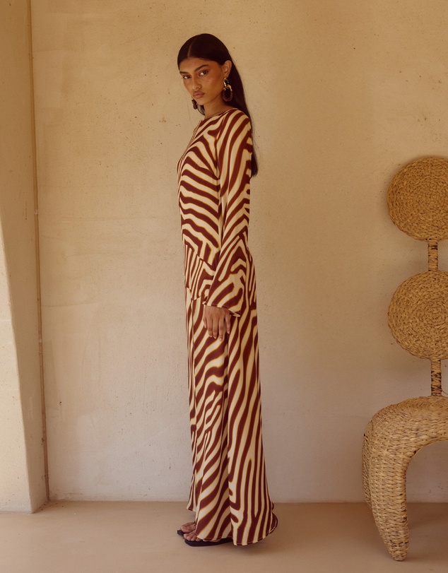 Seven Wonders - Montie Sleeved Maxi Dress