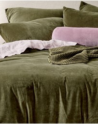 Aura Home - Luxury Velvet Standard Pillowcase
