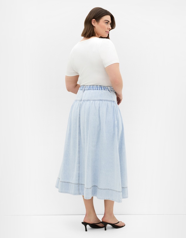 City Chic - Plus size Ari Denim Midi Skirt - light wash