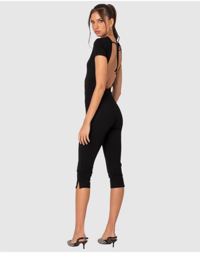EDIKTED - Capri Open Back Jumpsuit
