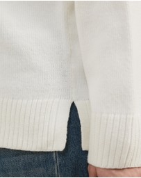 Atmos&Here Curvy - Teo V Neck Knit Jumper With Lace Trim