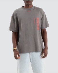 Kiss Chacey - Infinite Street Tee