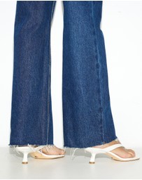Dazie - Oslo High Waisted Straight Leg Jeans