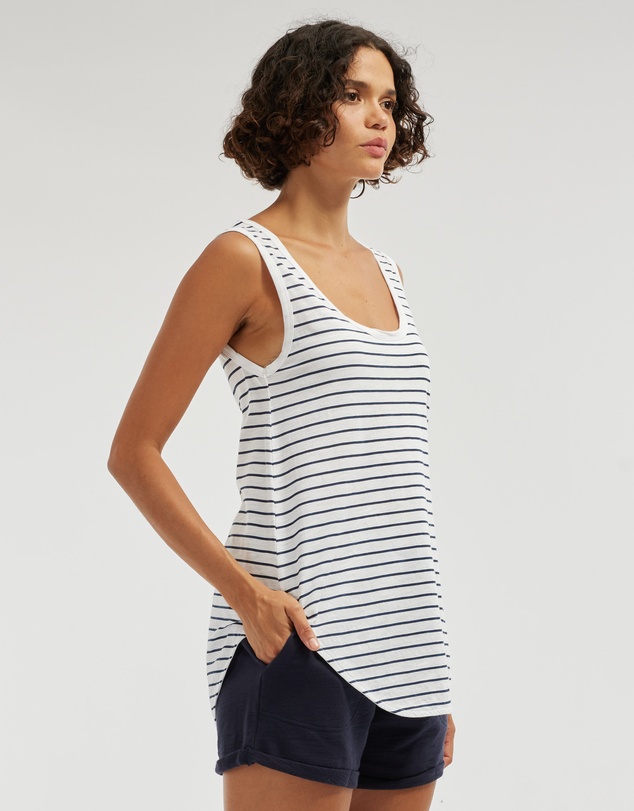 Amelius - Bailey Rounded Hem Tank