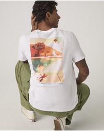 Levi's - SS Relaxed Fit Tee