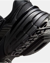 Nike - V2K Run - Women's