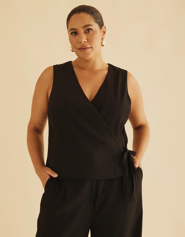 Atmos&Here Curvy - Freida Wrap Vest Top