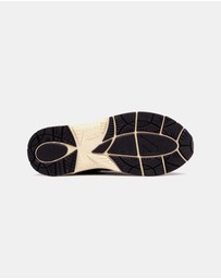 Autry - Hyperway Low - Men's