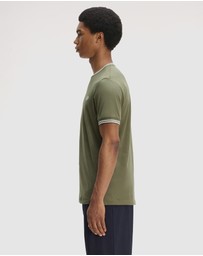 Fred Perry - Twin Tipped T-Shirt