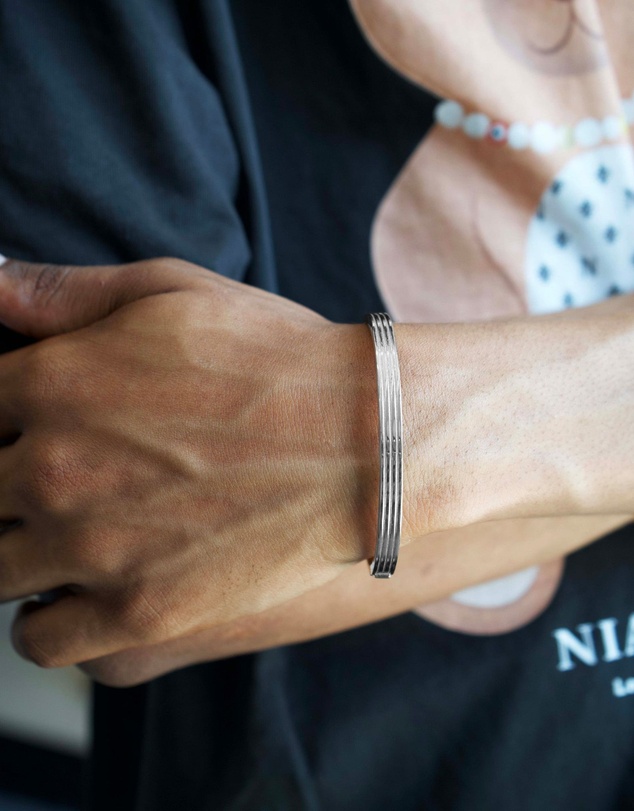 Nialaya Jewellery - Men's Silver Gentleman Bangle