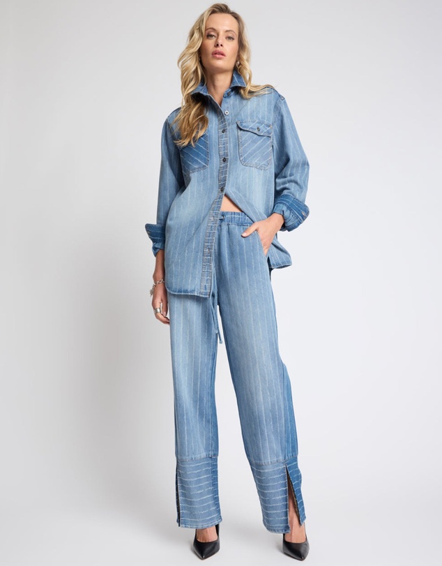 ONE TEASPOON - Distressed Everyday Denim Shirt - Blue Stripe