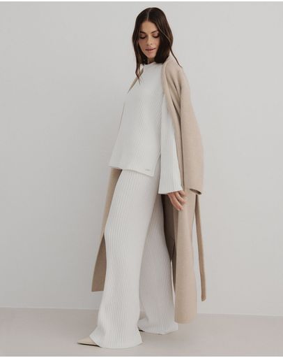 Almond White