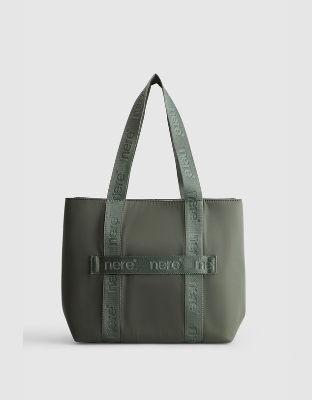 Nere - Seeker Large Tote Bag