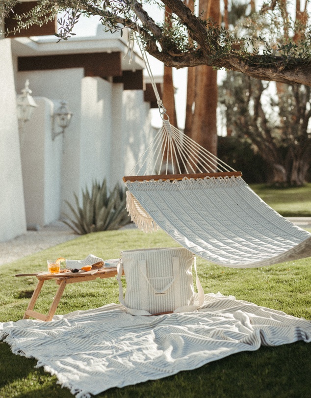 Business & Pleasure Co. - The Hammock