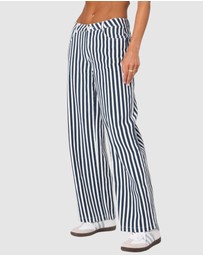 EDIKTED - Striped Low Rise Jeans