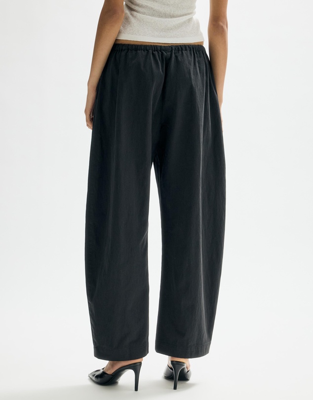 Minima Esenciales - Tain Cotton Barrel Pants