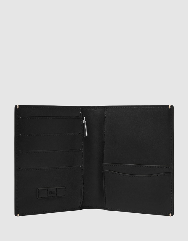 Fossil - Westover Black Travel Passport Wallet