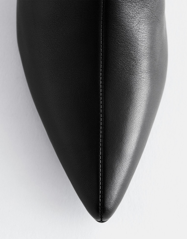 & Other Stories - Kitten Heel Leather Knee Boots