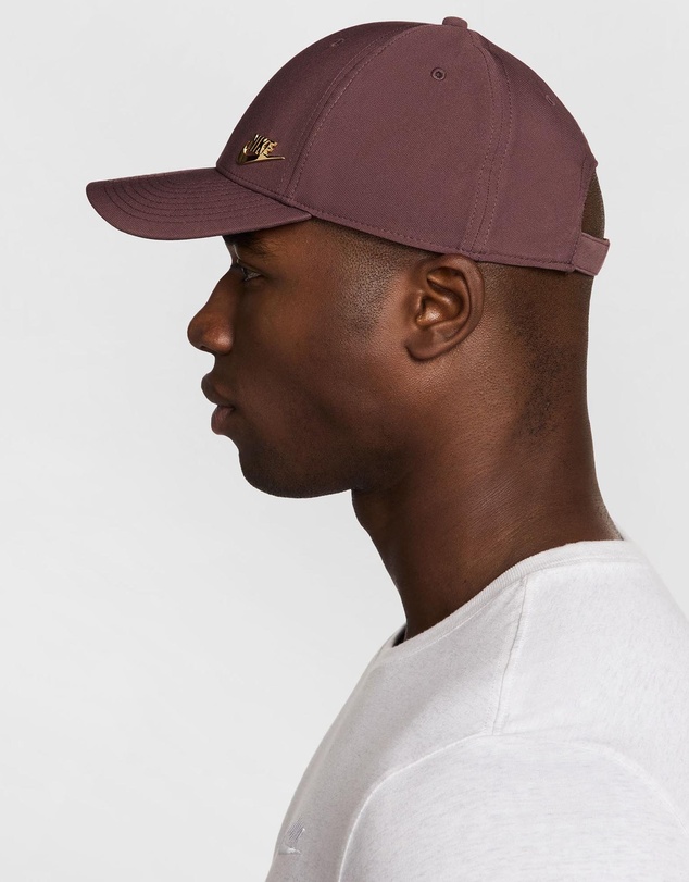 Nike - Nike Dri-FIT Club Structured Metal Logo Cap