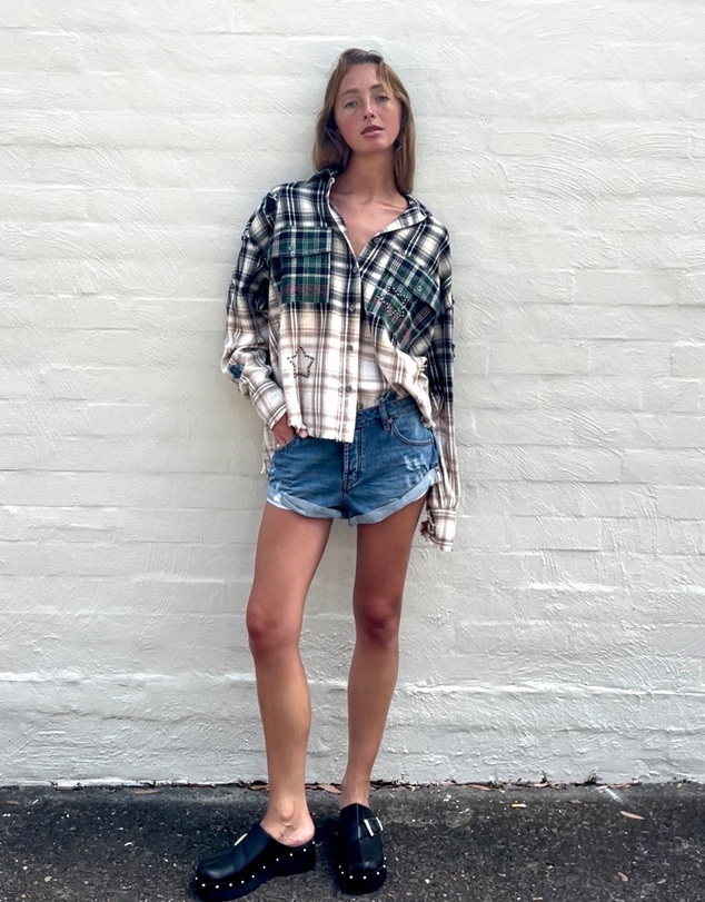 ONE TEASPOON - Pacifica Bandit Low Waist Denim Shorts