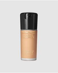 MAC - Studio Radiance Serum Powered Foundation - NC27