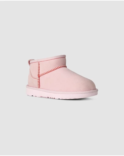 UGG - Classic Ultra Mini Love '26 Shoes - Kids