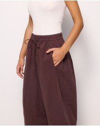AERE - Cotton Barrel Leg Pants